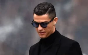 পিচের বাইরে CR7 ব্র্যান্ড এবং জনহিতৈষী